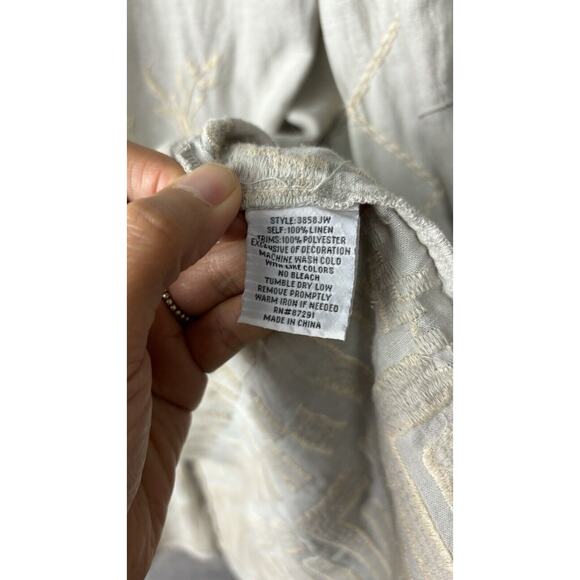 JOHNNY WAS ~ Embroidered Sleeveless Linen Vest ~ Gray ~ Size XS - Picture 8 of 8